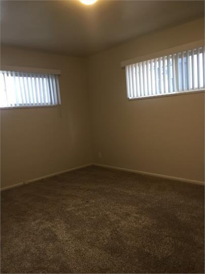 228 Stewart Street Apts - Photo 4 of 11