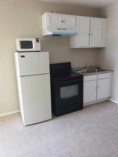 2600 S. Flores - Photo 6 of 50