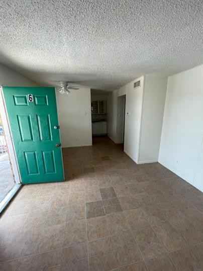 1015 PARMER AVENUE - Photo 3 of 10