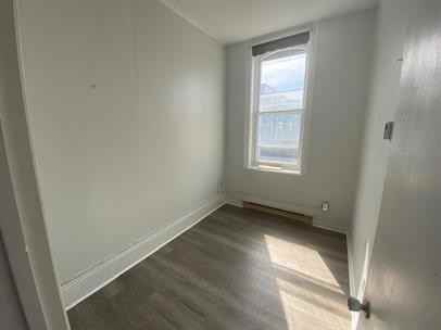 197-205 Wellington Res - Photo 5 of 8