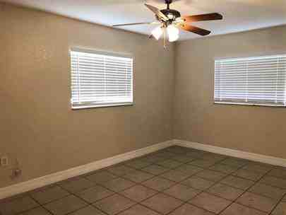 602 Wisteria Avenue - Photo 5 of 8