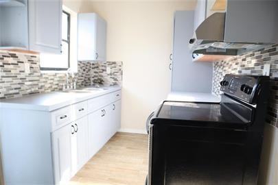 1178 Northeast 111th Street - Photo 3 of 4