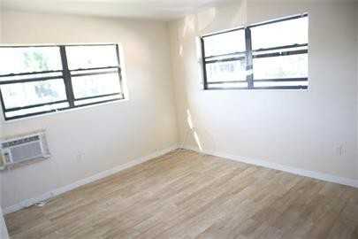 1178 Northeast 111th Street - Photo 4 of 4