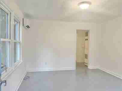 406 Birch Street - Photo 7 of 12