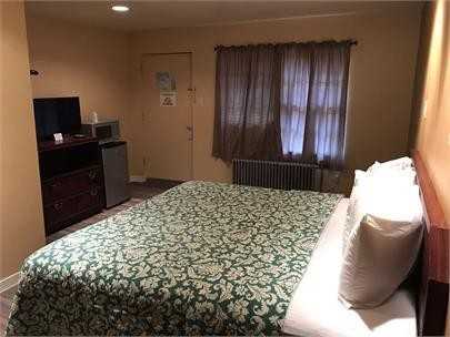 Madison - Spence - Photo 2 of 28