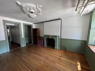 221 Lancaster Street - Photo 2 of 12