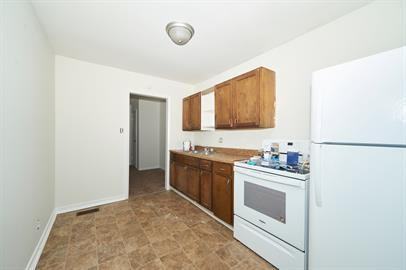 3138 East Bradbury Avenue - Photo 4 of 19