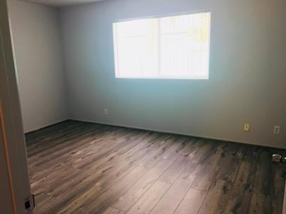 11027 Aqua Vista St - Photo 7 of 9