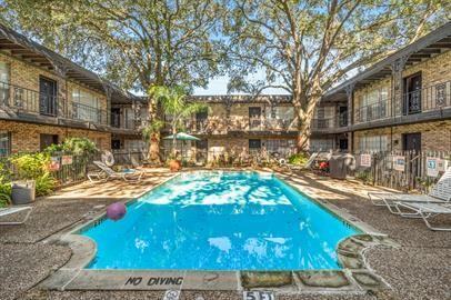 525 Heights - Photo 2 of 11