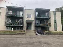 featured image of 930 Summit Ave