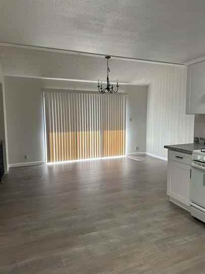 1305 Oak Terrace Court - Photo 3 of 14