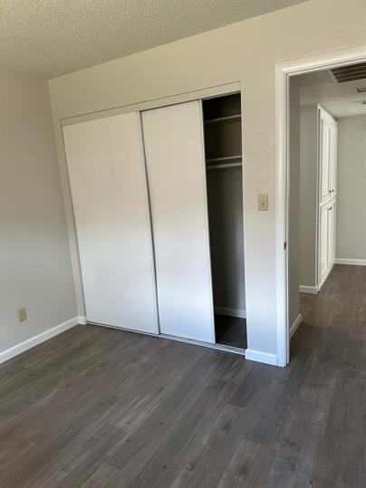 1305 Oak Terrace Court - Photo 6 of 14