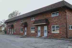 featured image of 419 W Main St