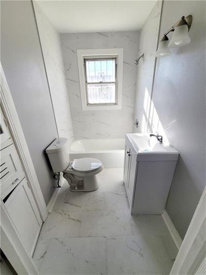 345 Wagner  St - Photo 2 of 6