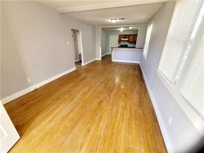 345 Wagner  St - Photo 5 of 6