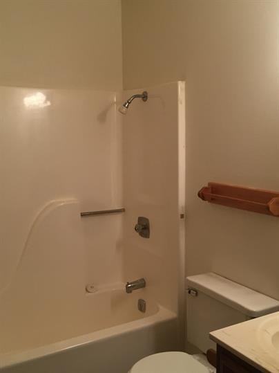 PRAIRIE VILLAGE APARTMENTS LLC - Photo 3 of 8