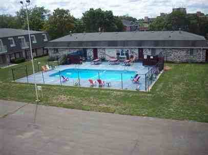 COLONY COURT APARTMENTS LLC - Photo 3 of 24