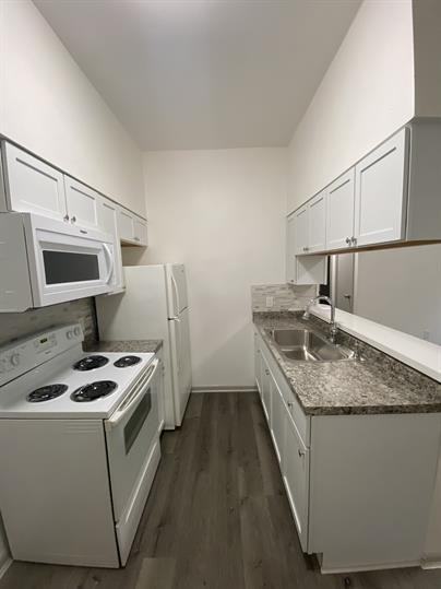 2828 Campbell Ave - Photo 2 of 13