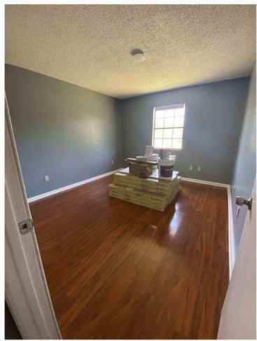 Mulberry Apartments - Photo 4 of 5