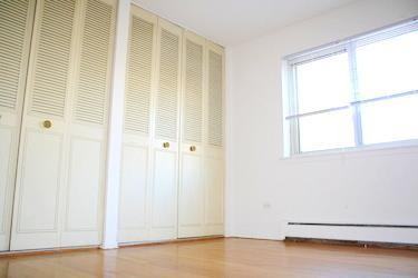 1055 W. Catalpa - Photo 5 of 32