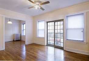 featured image of 5050 N Kenmore Ave