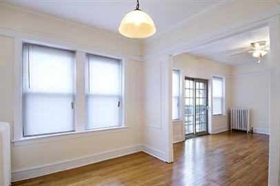 5050-58 N.Kenmore - Photo 5 of 7