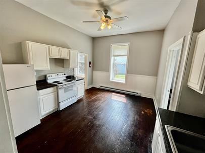 741 Hudson Avenue - Photo 2 of 24