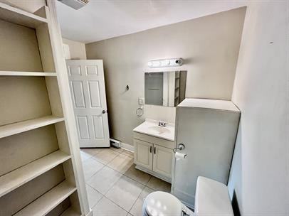 741 Hudson Avenue - Photo 7 of 24