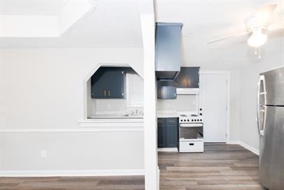 824 Winston Road - Photo 5 of 13