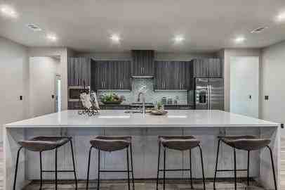 2520 5th Avenue - Photo 5 of 24