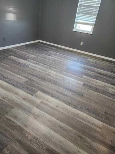 Greenbrier Apartments - Photo 5 of 10