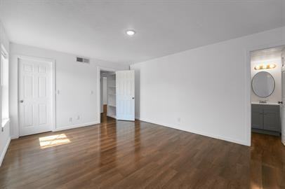 WELLS GREY APARTMENTS - Photo 3 of 7