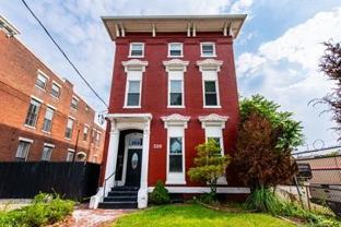 320 E College St - Photo 1 of 1