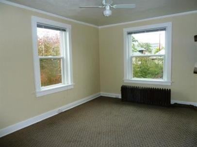 Marion Court Apartments - Photo 2 of 10