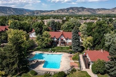 3250 O'Neal Circle - Photo 2 of 21