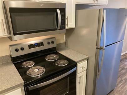 320 South El Camino Real - Photo 2 of 3