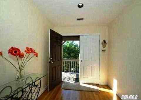 27 The Circle - Photo 3 of 20