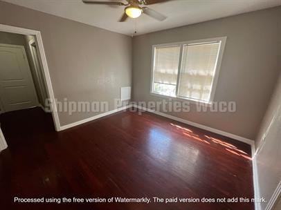 1106 N 29TH ST - Photo 3 of 10