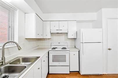 10023 Willdan Drive - Photo 5 of 10