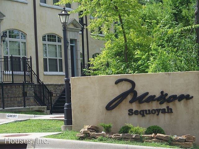 N. Olive Avenue, - Photo 2 of 18