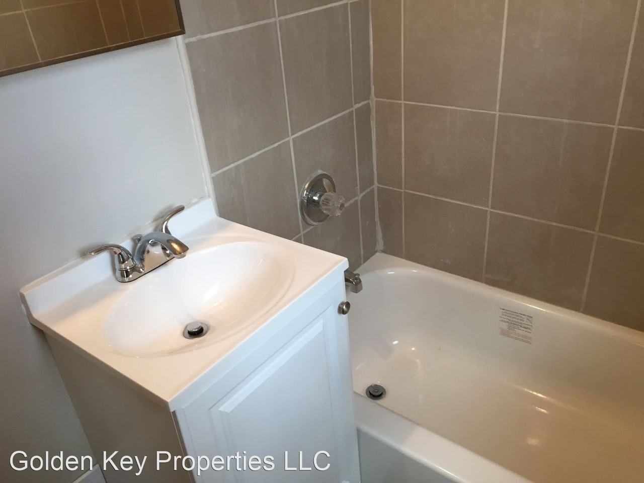 443 Hayes St - Photo 2 of 9