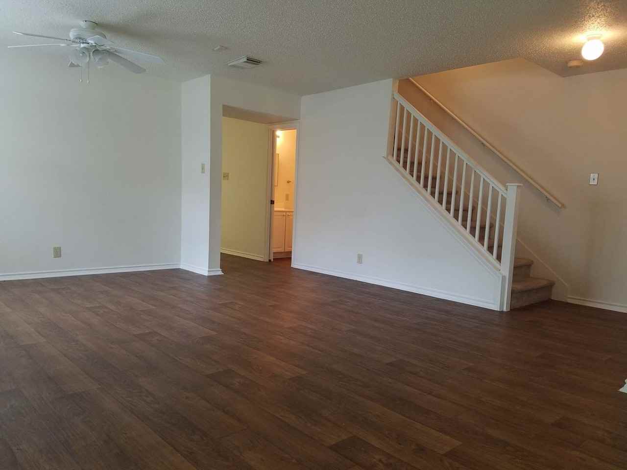 6418 Maverick Oak Dr - Photo 3 of 17