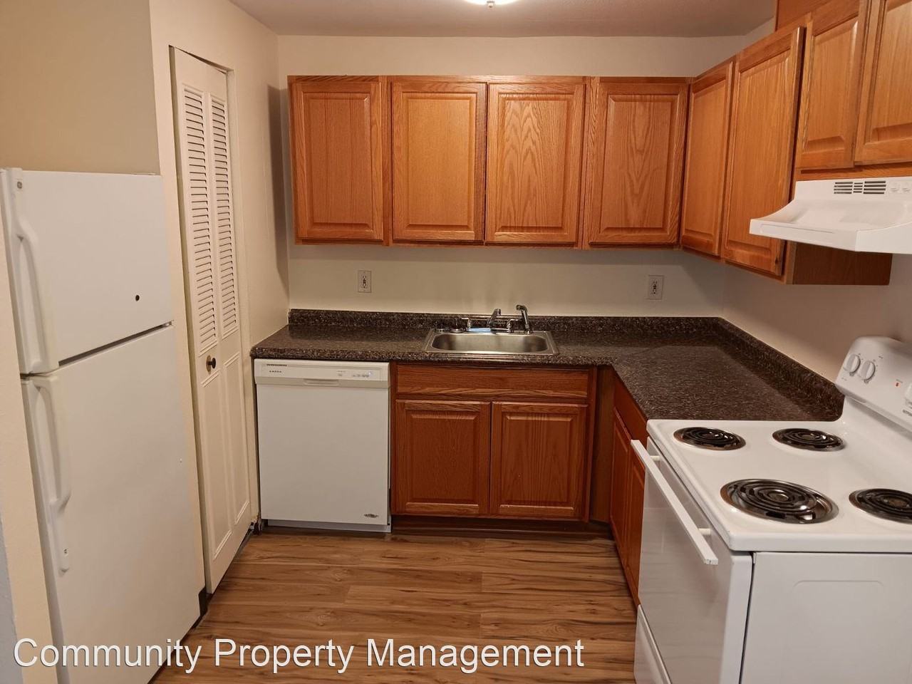 3721 SE 13th Ave - Photo 3 of 6