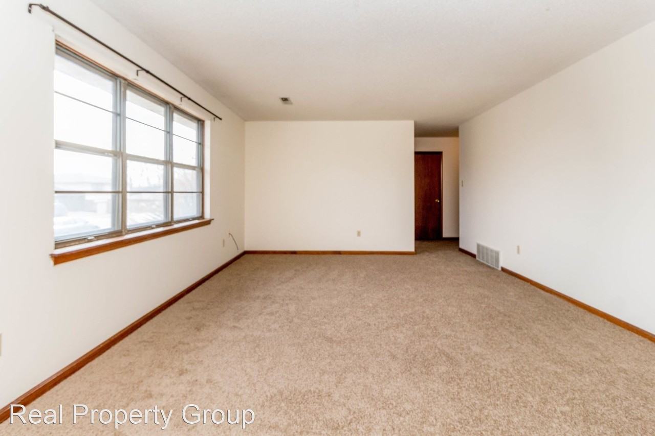 1616-1618 Handley Place - Photo 2 of 23