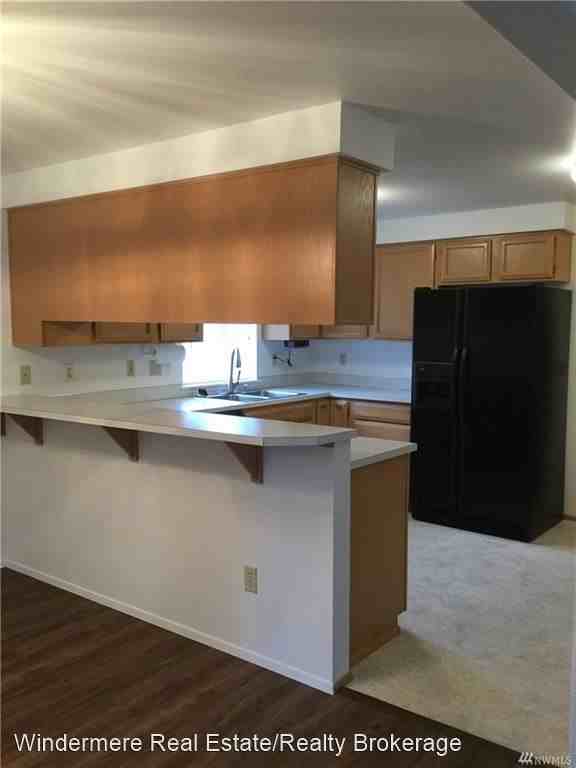 17714 27th Ave Ne - Photo 3 of 13