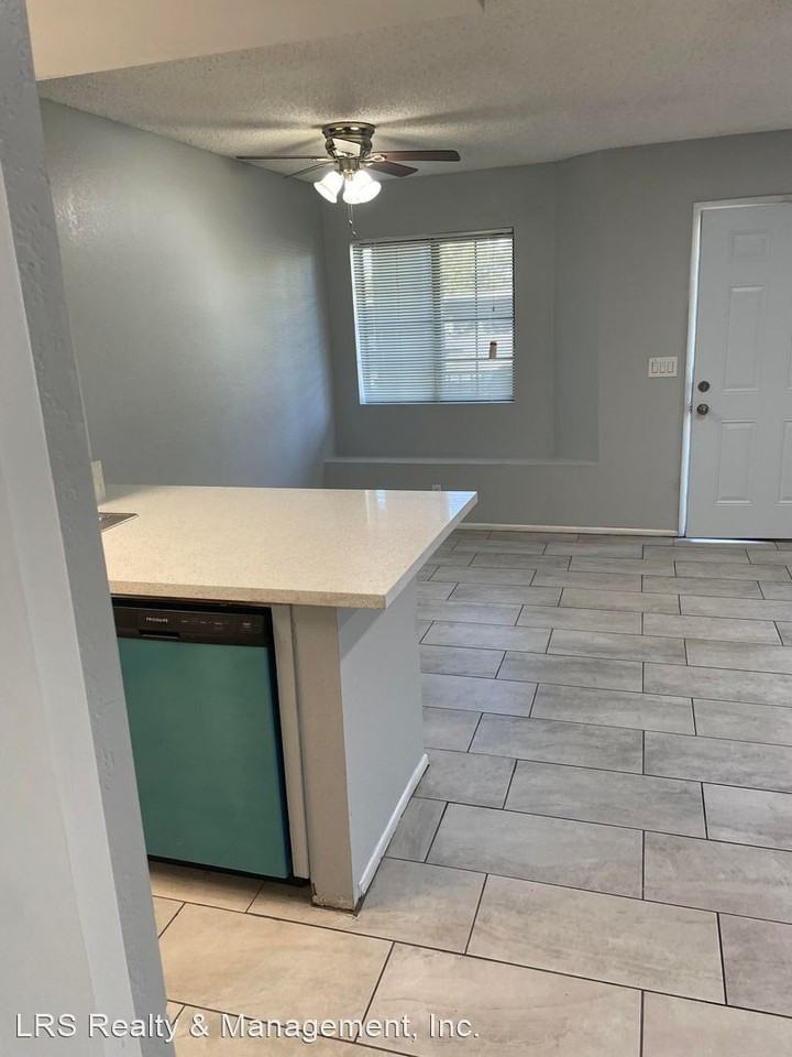 44030,44036,44042 25th Street West - Photo 3 of 11