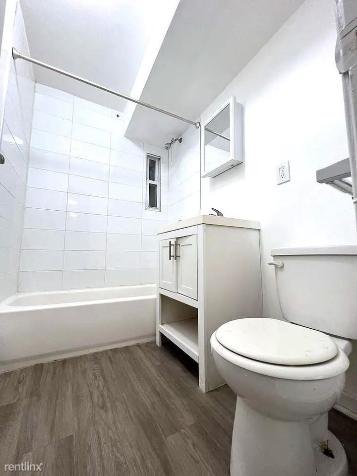 386 Stuyvesant Ave - Photo 3 of 9