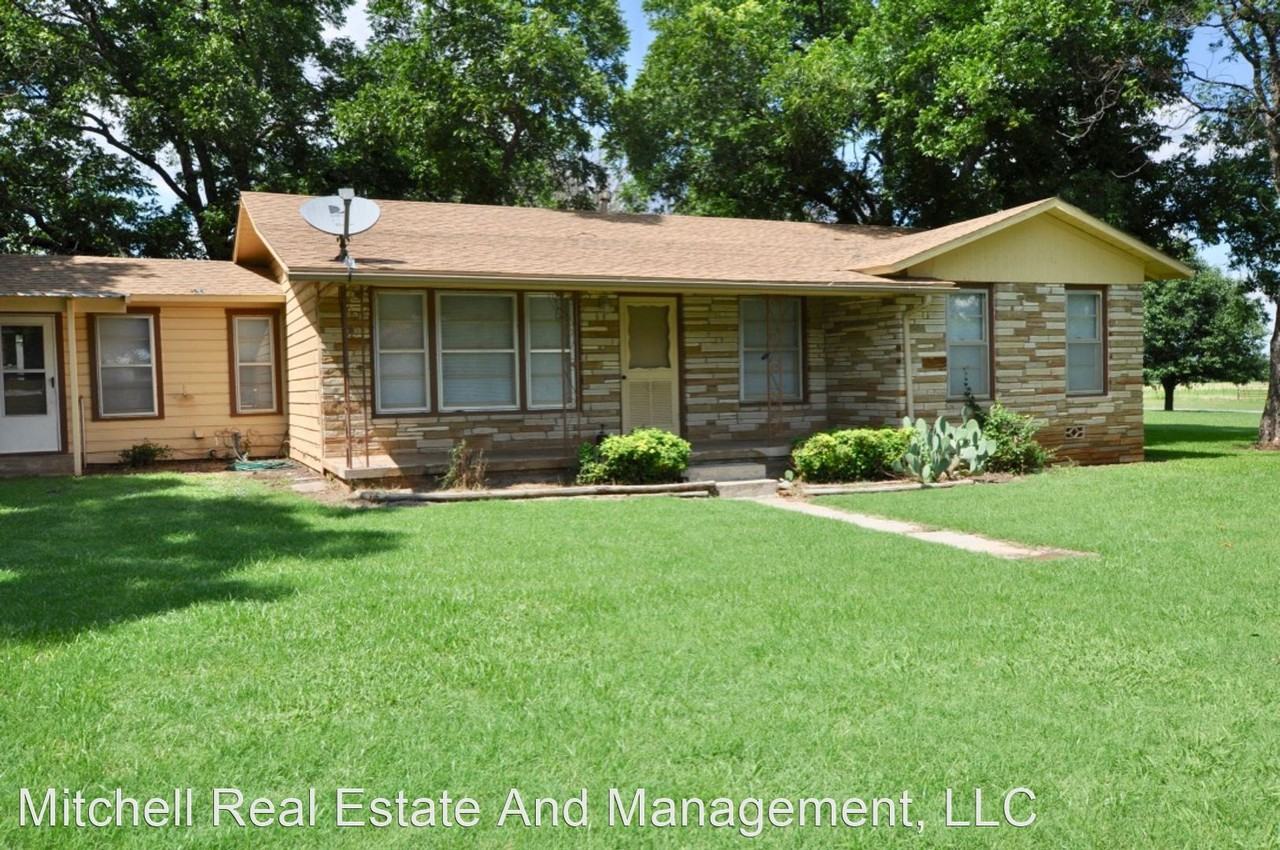 303 Aikens St - Photo 2 of 18