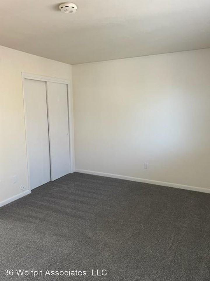 36 Wolfpit Associates, LLC 36 Wolfpit Avenue - Photo 2 of 5