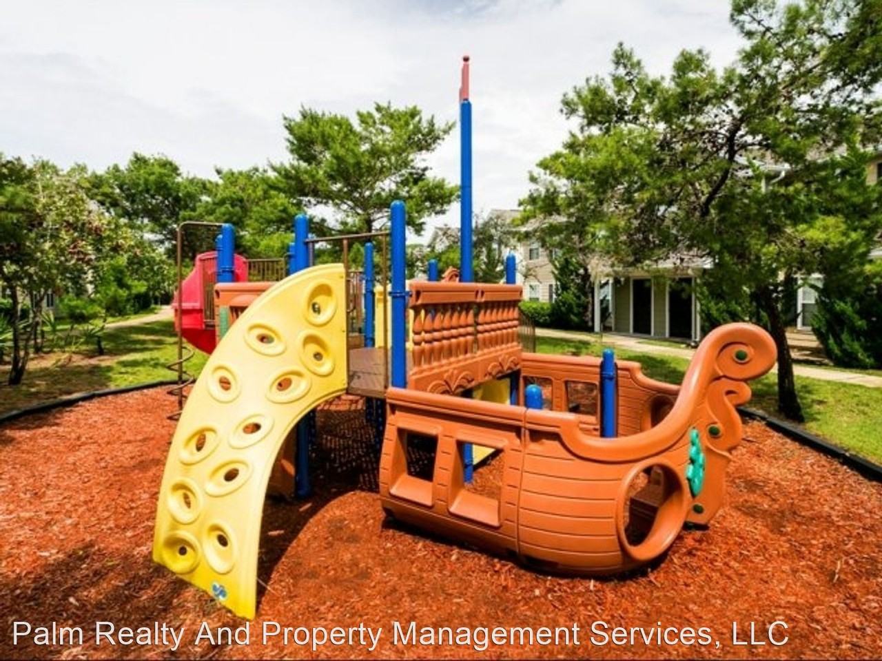 906 Lighthouse Rd - Photo 2 of 14